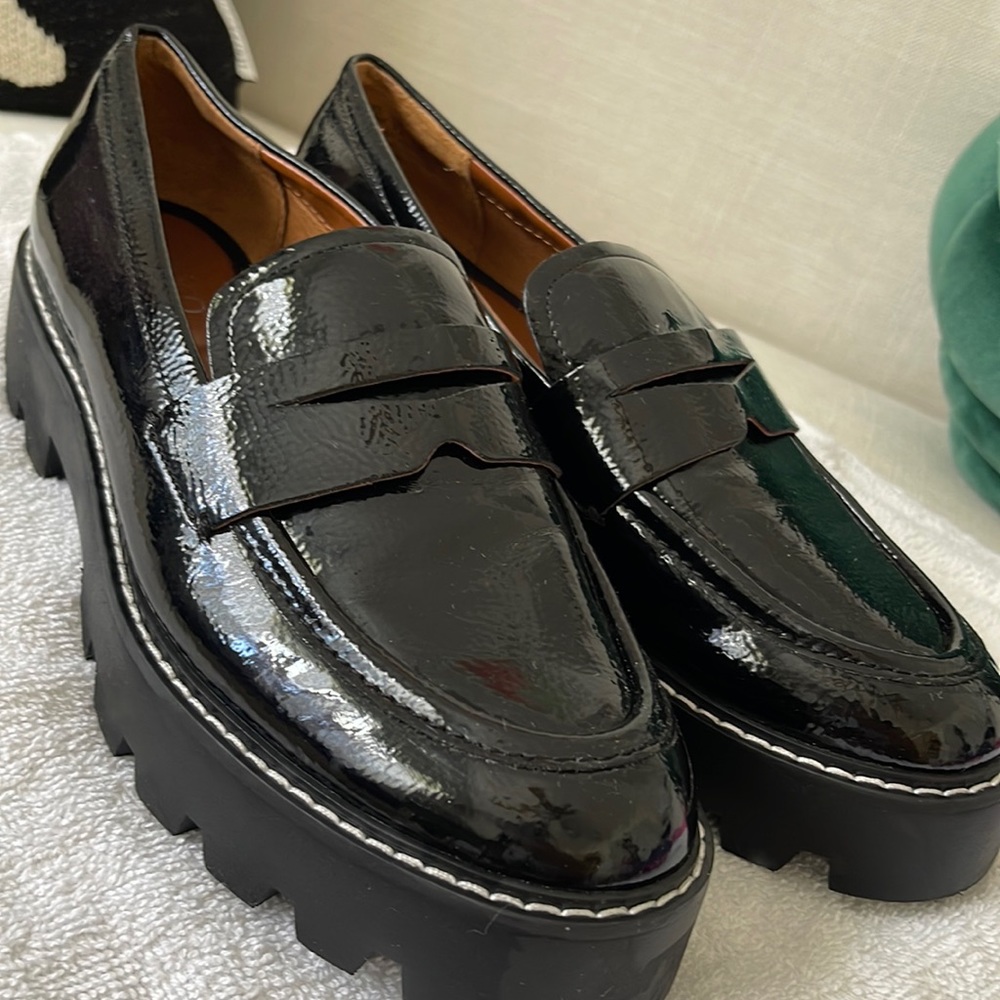 Franco Sarto Women’s black loafers
